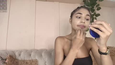 Cristina online show from September 2025 08:21:02 PM