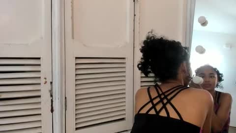 Cristina online show from December 2025 07:21:01 PM