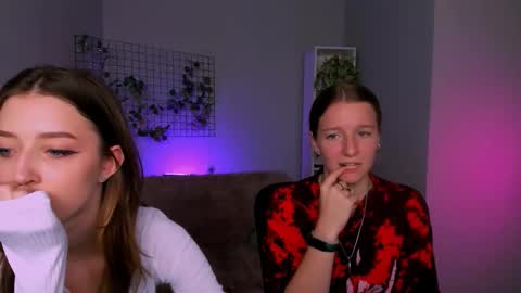 Snapshot of kristylovee chatting on September 2025 10:15:01 AM Kristy online show from September 2025 10:15:01 AM