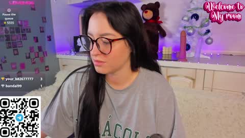 Snapshot of kruela_eva chatting on December 2024 11:29:02 PM Kruela GTM3Tue Wed Thu Fri Sun 0400 am-1030pm online show from December 2024 11:29:02 PM