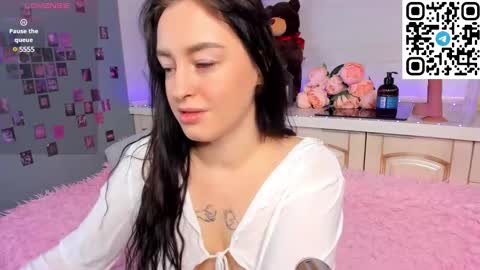 Snapshot of kruela_eva chatting on February 2025 11:45:01 PM Kruela GTM3Tue Wed Thu Fri Sun 0400 am-1030pm online show from February 2025 11:45:01 PM