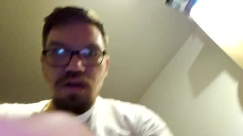 Snapshot of kryptoni18435 chatting on January 2025 07:55:01 PM Tommy online show from January 2025 07:55:01 PM