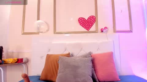 Snapshot of krystal_taylor23 chatting on March 2025 05:17:02 PM Kystal Taylor online show from March 2025 05:17:02 PM