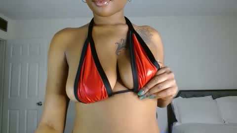 Krystal Blake online show from February 2026 12:37:02 AM