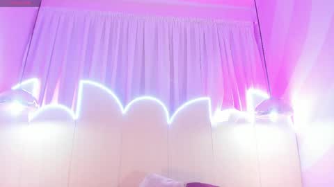 Snapshot of krystalswift_ chatting on April 2026 03:20:01 AM krystalswift_ online show from April 2026 03:20:01 AM