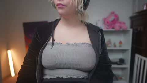 Krystal Syx online show from January 2025 08:29:01 PM