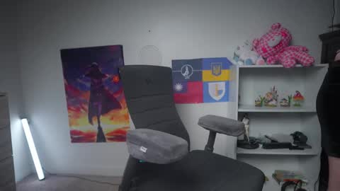 Krystal Syx online show from March 2025 05:11:02 PM