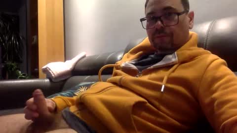 Snapshot of krzysztof1977 chatting on April 2026 10:15:01 PM krzysztof1977 online show from April 2026 10:15:01 PM