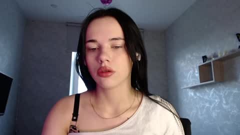 Ksenia online show from June 2026 05:31:02 AM