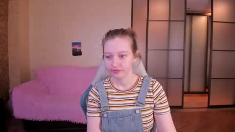 Snapshot of ksuhesa chatting on March 2026 01:10:02 AM ksuhesa online show from March 2026 01:10:02 AM