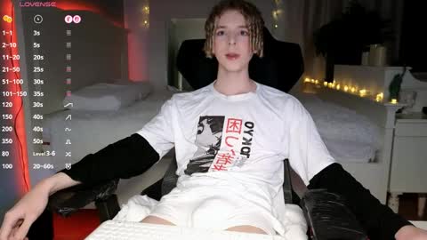 Snapshot of kudi_j chatting on April 2026 05:43:01 PM Kudi online show from April 2026 05:43:01 PM