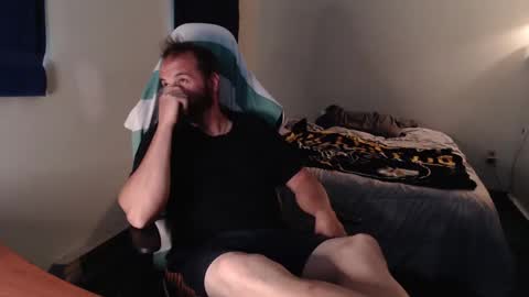 Snapshot of kuggy570 chatting on September 2025 09:05:02 PM Kuggy online show from September 2025 09:05:02 PM
