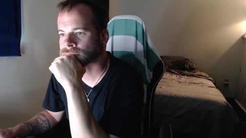Snapshot of kuggy570 chatting on September 2025 12:32:02 PM Kuggy online show from September 2025 12:32:02 PM