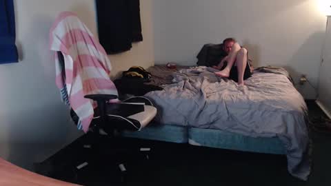 Kuggy online show from June 2026 11:32:01 PM