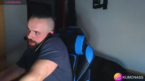 Snapshot of kumonass chatting on April 2026 05:43:02 PM kumonass online show from April 2026 05:43:02 PM