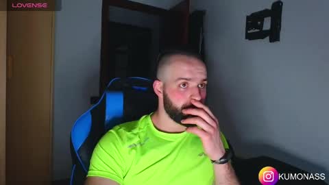 Snapshot of kumonass chatting on April 2026 06:05:02 PM kumonass online show from April 2026 06:05:02 PM