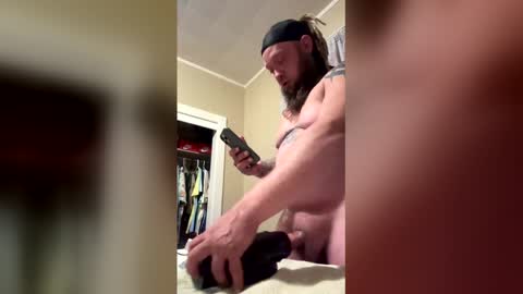 kuntryg83 online show from December 2025 10:28:01 PM