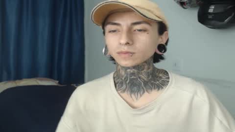 Snapshot of kuregari_xs chatting on November 2025 07:21:02 AM kuregari_xs online show from November 2025 07:21:02 AM