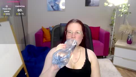 kuri_u online show from April 2026 11:44:02 AM