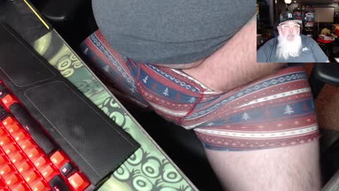 Snapshot of kustom77 chatting on December 2024 08:28:02 PM Vlad Voivode of Wallachia online show from December 2024 08:28:02 PM