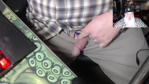 Snapshot of kustom77 chatting on January 2025 05:49:02 PM Vlad Voivode of Wallachia online show from January 2025 05:49:02 PM