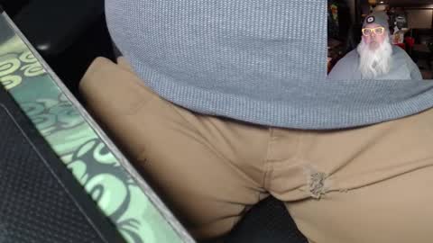 Snapshot of kustom77 chatting on February 2025 05:10:02 PM Vlad Voivode of Wallachia online show from February 2025 05:10:02 PM