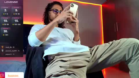 kuzzcoo online show from February 2025 11:20:01 PM