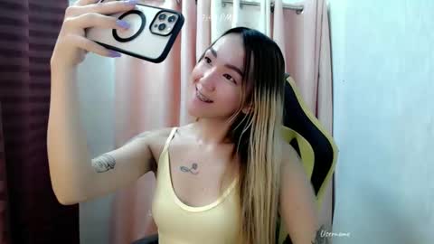 Snapshot of kweenie1026 chatting on April 2026 11:49:01 AM kweenie1026 online show from April 2026 11:49:01 AM
