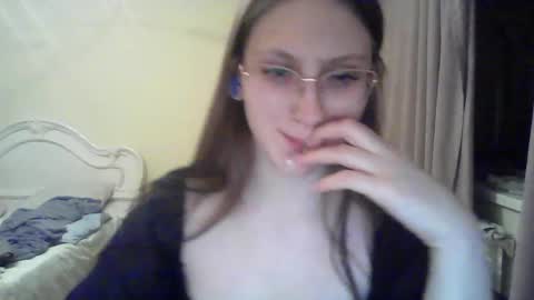 Snapshot of kyddiekaffka chatting on April 2026 08:06:01 PM kyddiekaffka online show from April 2026 08:06:01 PM