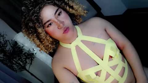 kyla online show from November 2025 12:31:02 AM