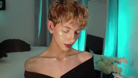 Kyle Cooper online show from December 2024 01:48:02 AM