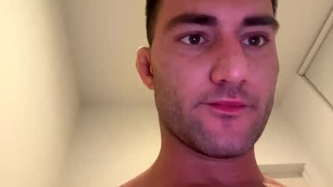 Snapshot of kylegotittt chatting on February 2025 05:24:02 AM Hotbody545 online show from February 2025 05:24:02 AM