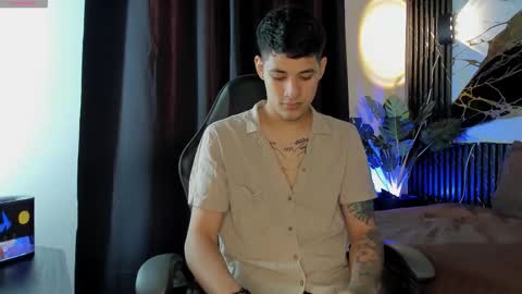 kylesmithx_ online show from December 2025 08:15:02 PM