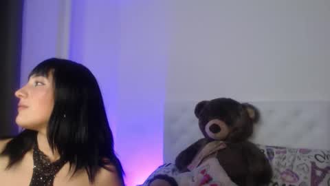 Sara online show from September 2025 06:08:02 PM