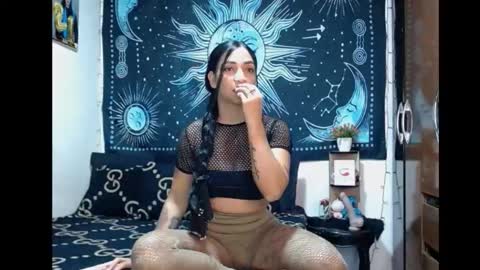 kylie online show from October 2025 10:12:02 PM