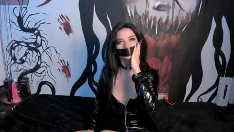 Snapshot of kylie_foxx1 chatting on February 2025 08:26:02 AM submissive demon Please help me to reach 500 thumbs up online show from February 2025 08:26:02 AM