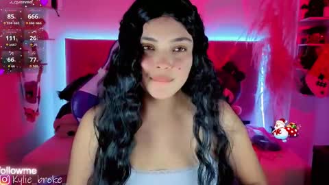 k ylie online show from November 2025 12:00:01 AM