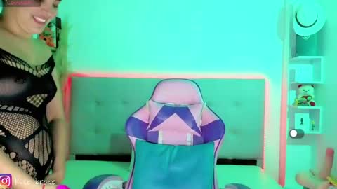 Snapshot of kylie_hottt_ chatting on April 2026 09:04:01 PM k ylie online show from April 2026 09:04:01 PM