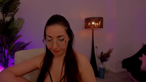 Kylie online show from January 2026 09:05:02 PM