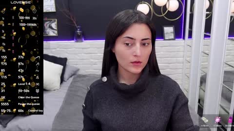 Kylie online show from January 2025 01:27:01 PM