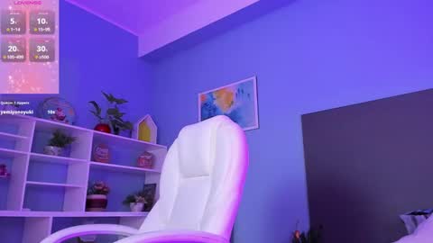 Kylie Reyes  online show from February 2025 10:28:02 PM