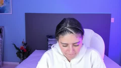 Kylie Reyes  online show from March 2025 07:16:02 PM