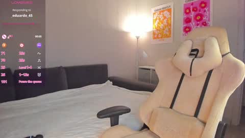 Snapshot of kylie_starrrr chatting on December 2024 03:04:01 AM Ann online show from December 2024 03:04:01 AM