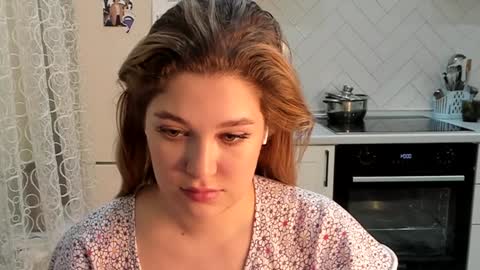 Snapshot of kylieblond chatting on January 2025 09:04:01 PM Din online show from January 2025 09:04:01 PM