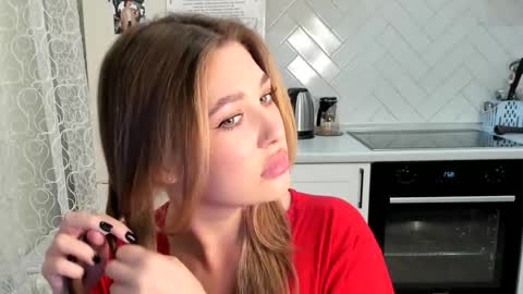 Snapshot of kylieblond chatting on March 2026 04:26:01 PM Din online show from March 2026 04:26:01 PM