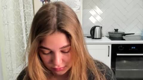 Snapshot of kylieblond chatting on March 2026 08:12:02 PM Din online show from March 2026 08:12:02 PM