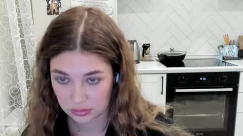 Snapshot of kylieblond chatting on March 2026 09:20:01 PM Din online show from March 2026 09:20:01 PM