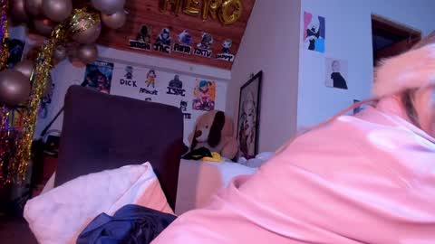   online show from February 2025 03:21:02 AM