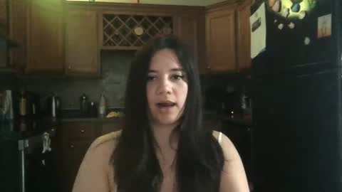 Snapshot of kylienotjenneer chatting on April 2026 05:26:02 PM kylie not jenner online show from April 2026 05:26:02 PM