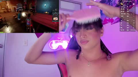 Snapshot of kylievictoria_ chatting on December 2024 08:05:01 AM Kylie online show from December 2024 08:05:01 AM